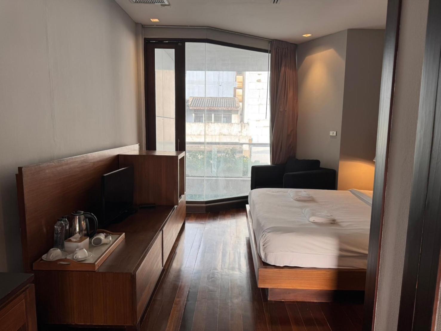 Wish Inn Silom - วิช อินน์ สีลม X Bangkok Exterior foto